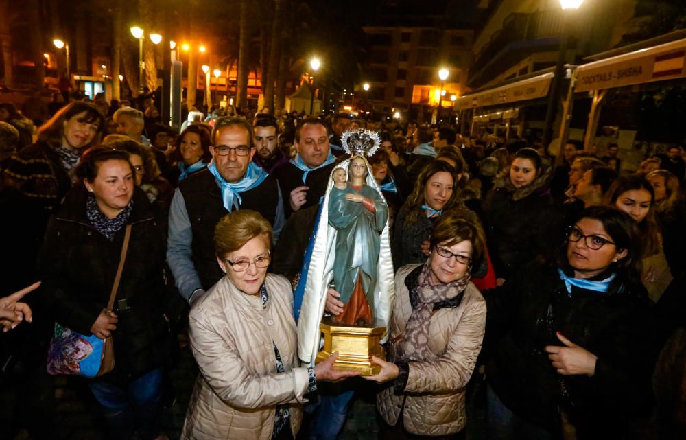 Benidorm celebra la procesión de El Alba de la Virgen del Sufragio