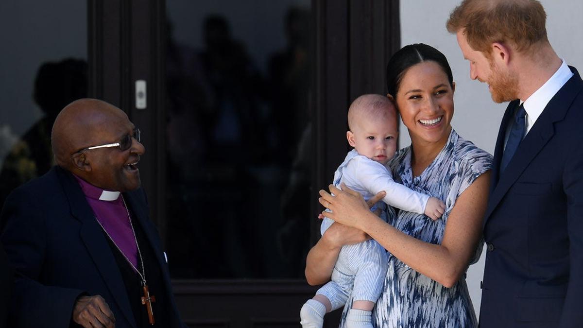 El principe Harry, Meghan Markle y el pequeño Archie, de visita al Arzobispo Desmond Tutu en Ciudad El Cabo, Sudáfrica