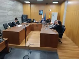 El hombre que mató de una cuchillada a un joven en Ourense la noche que la víctima cumplía 21 años busca la absolución por legítima defensa: «Veía peligrar su vida»