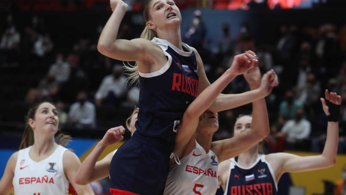 Lesión de Cristina Ouviña en el Rusia-España del Eurobasket