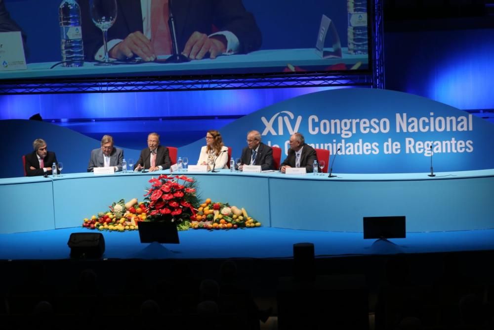 1.000 regantes de toda España debaten en Torrevieja el futuro de la agricultura