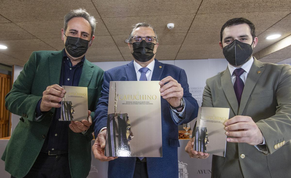 Jiménez, Llopis y Ruiz durante la presentación de "El Capuchino" este miércoles