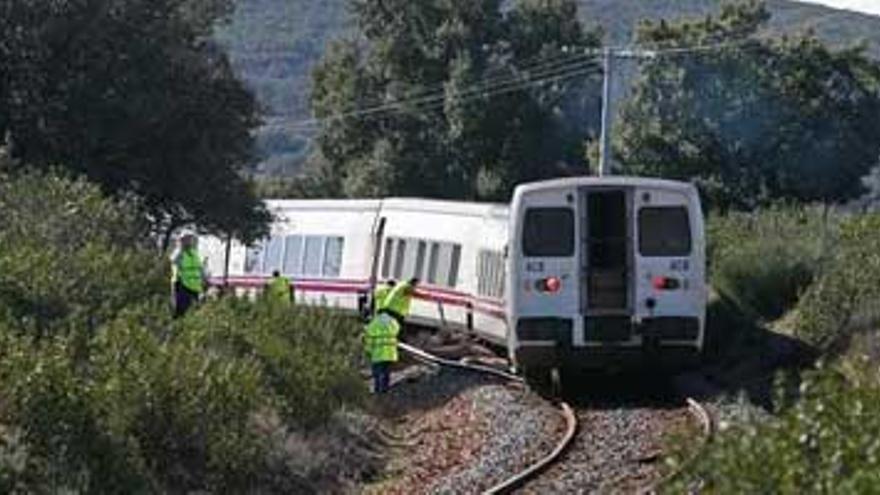 El tren hotel Lusitania descarrila con 38 personas y ninguna resulta herida