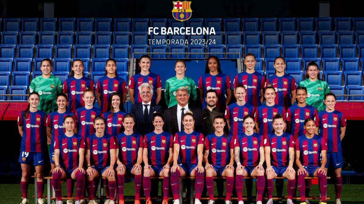 La foto oficial del primer equipo femenino del FC Barcelona de la temporada 2023-2024