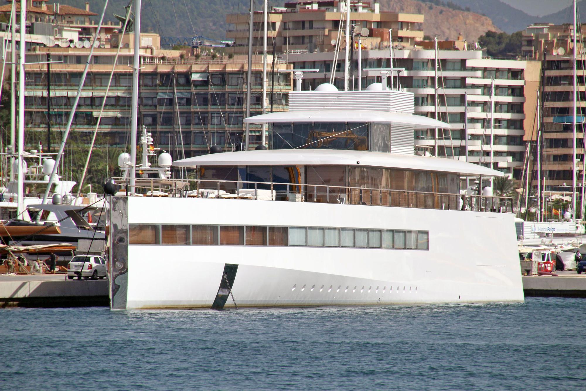 El yate 'Venus' de Steve Jobs deslumbra en la Bahía de Palma