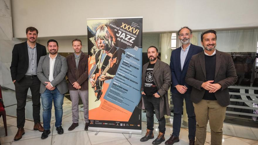 Mike Stern y Donny McCaslin engrandecen el Festival Internacional de Jazz de Badajoz