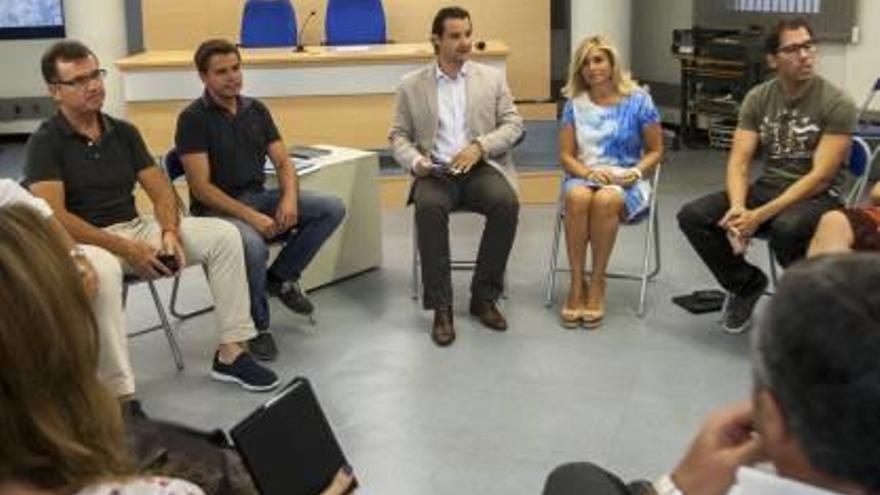 Un instante de la reunión de PP provincial de ayer.