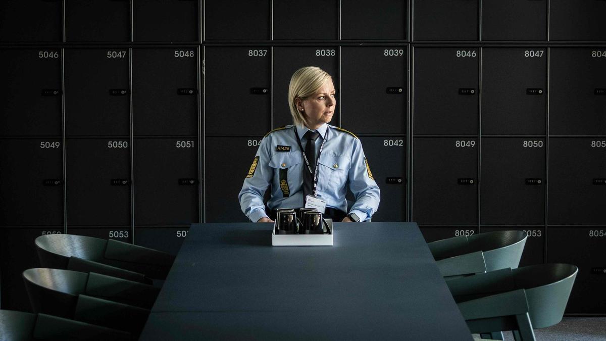 Lena Maria Christensen (Sanne Hammerby) en una imatge de "El uniforme"