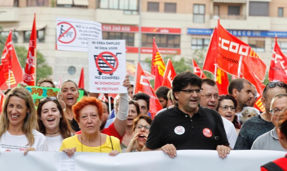 Manifestación contra la apertura del comercio los domingos