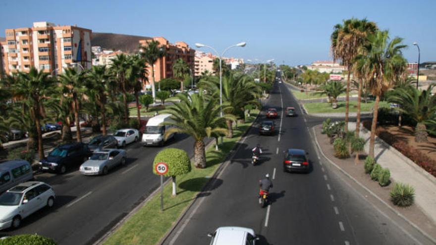 Avenida Chayofita, en Los Cristianos.