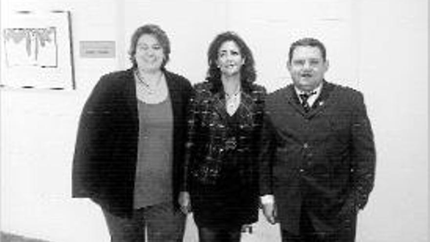 Veray i Martínez, amb Isabel Borrego, secretaria d&#039;Estat, al centre.