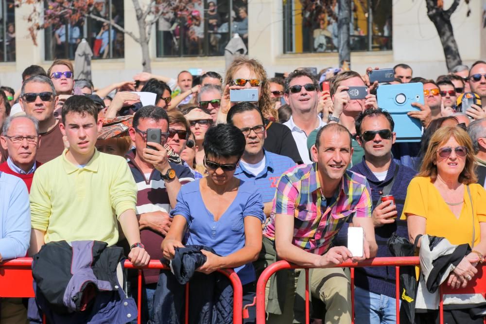 Búscate en la mascletà del 6 de marzo