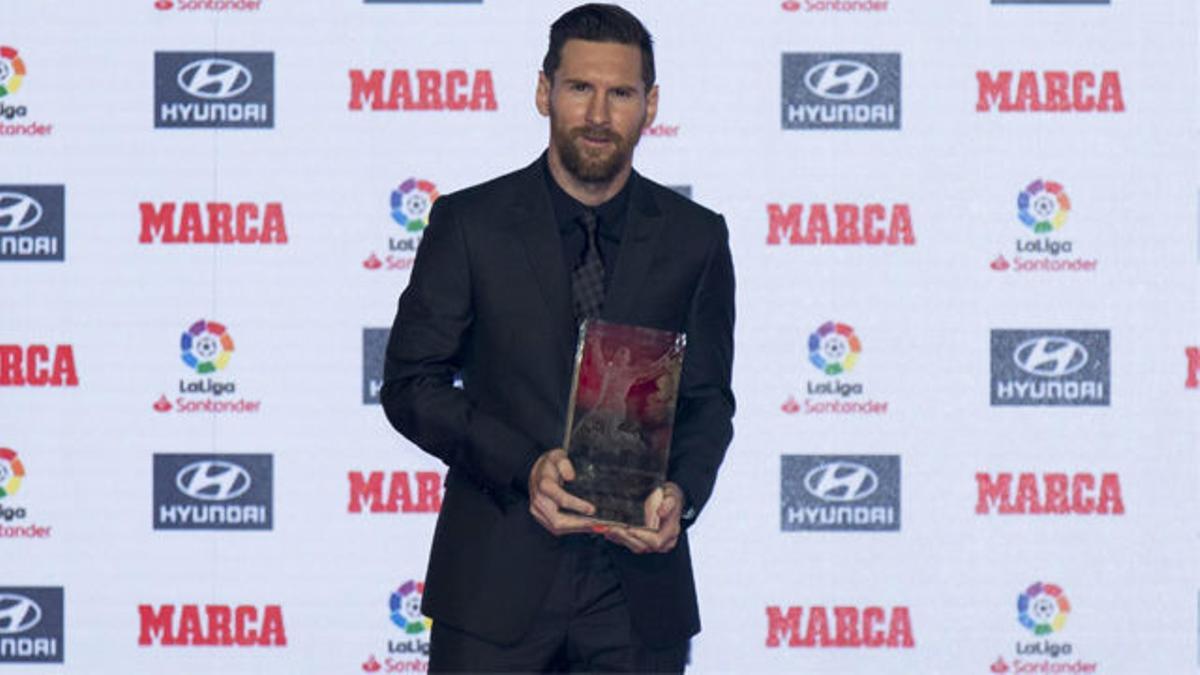 Messi recibió el Trofeo Pichichi y el Trofeo Di Stéfano