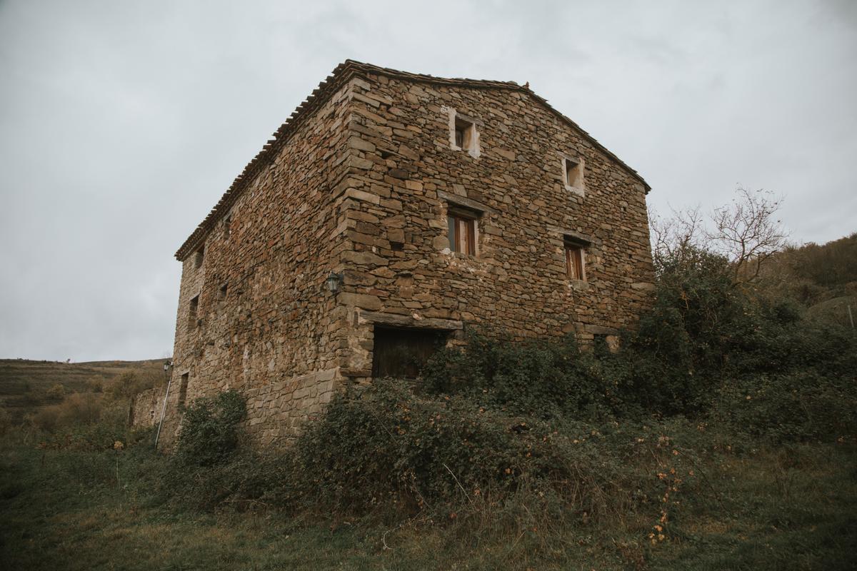 Casa del ganadero, en el Solar de Valdeosera. 