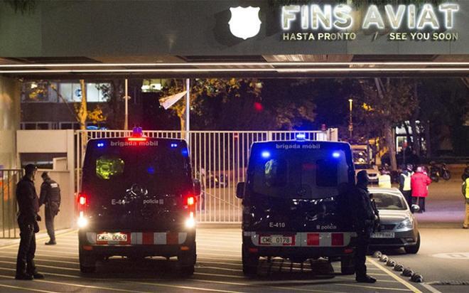 Máxima seguridad en el Camp Nou en la previa del Barça-Roma