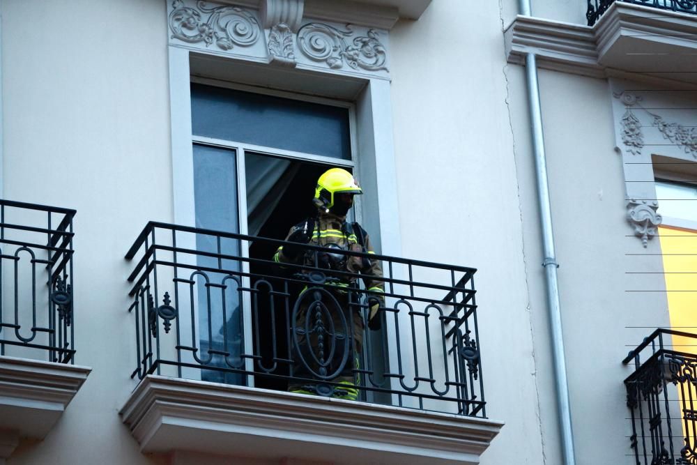 Muere una anciana en el incendio de su casa en Valencia