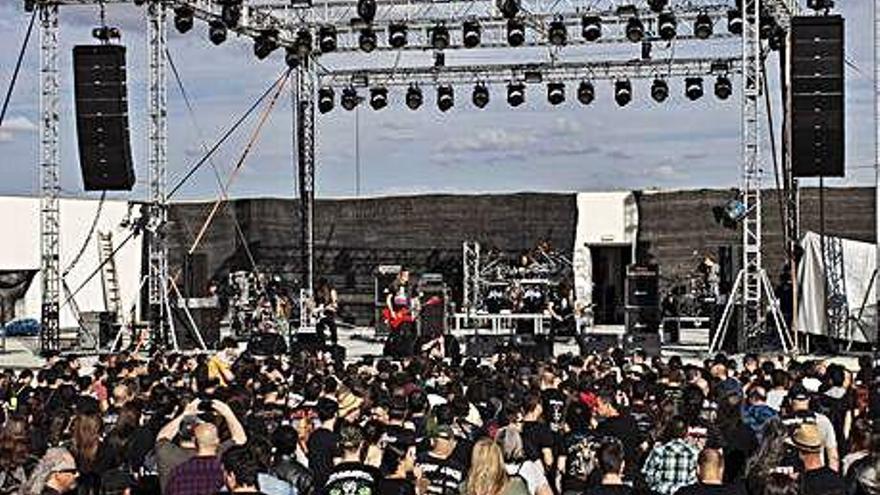 Festival de rock y metal en el Auditorio Ruta de la Plata.