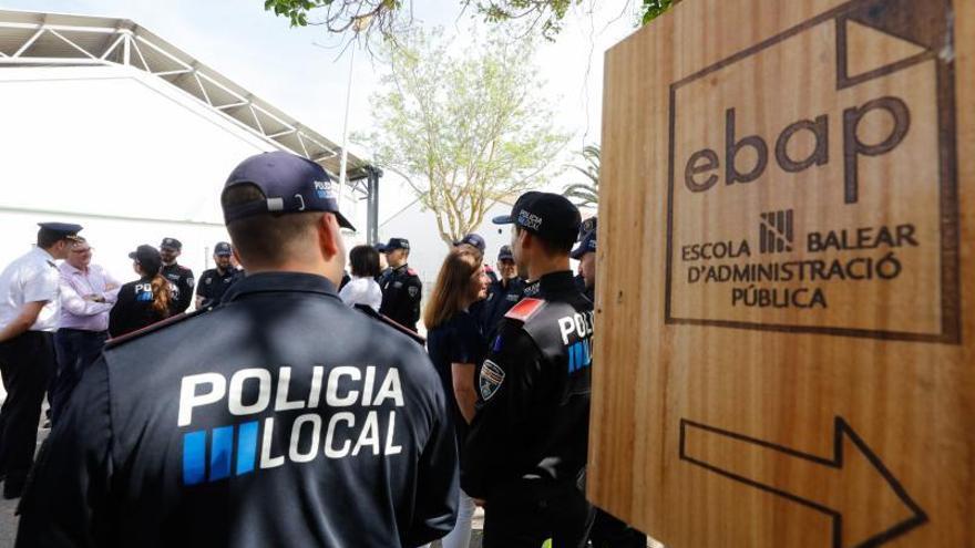 El acto protocolario se realizó en la sede del EBAP en sa Coma. 