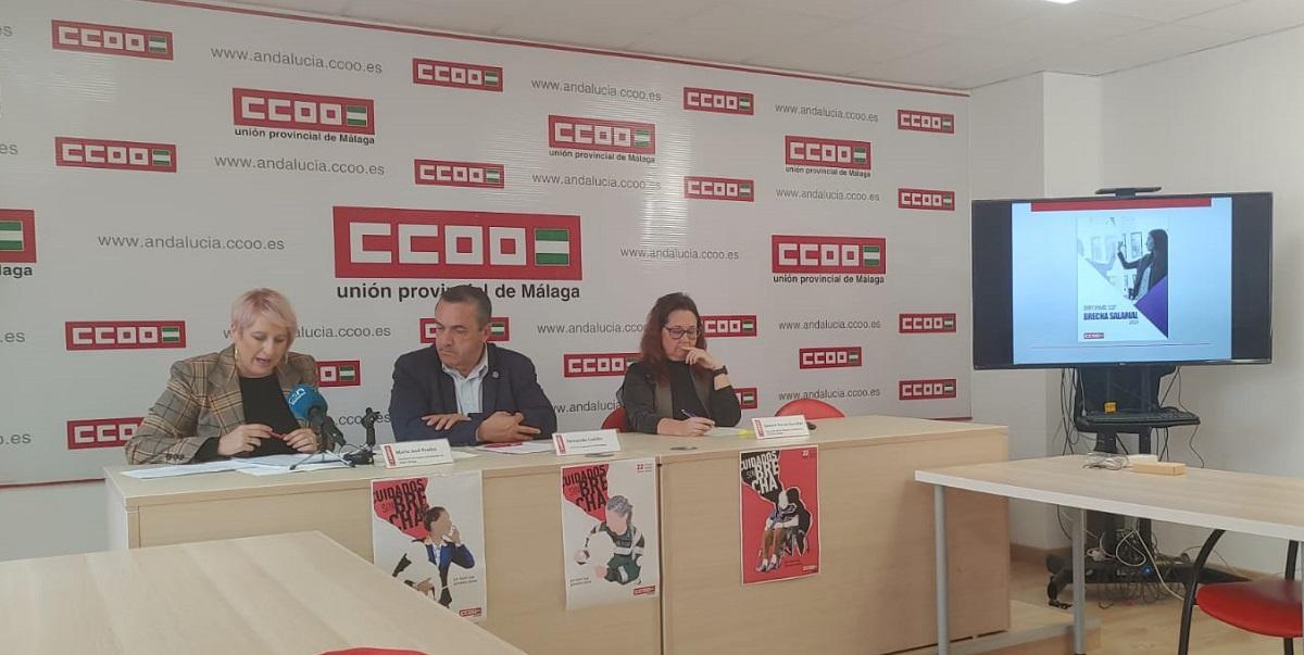 María José Prados, Fernando Cubillos y Susana Torres, este martes en la sede de CCOO en Málaga.