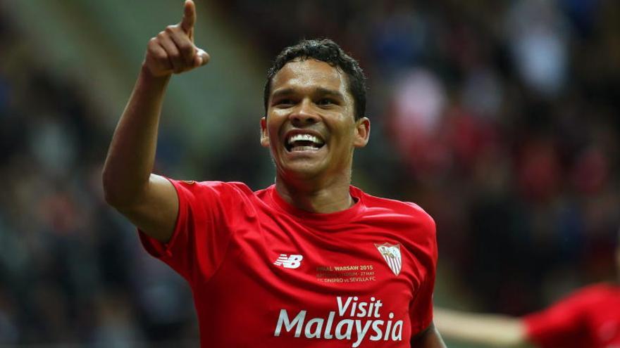 Bacca, cedido al Villarreal con opción de compra