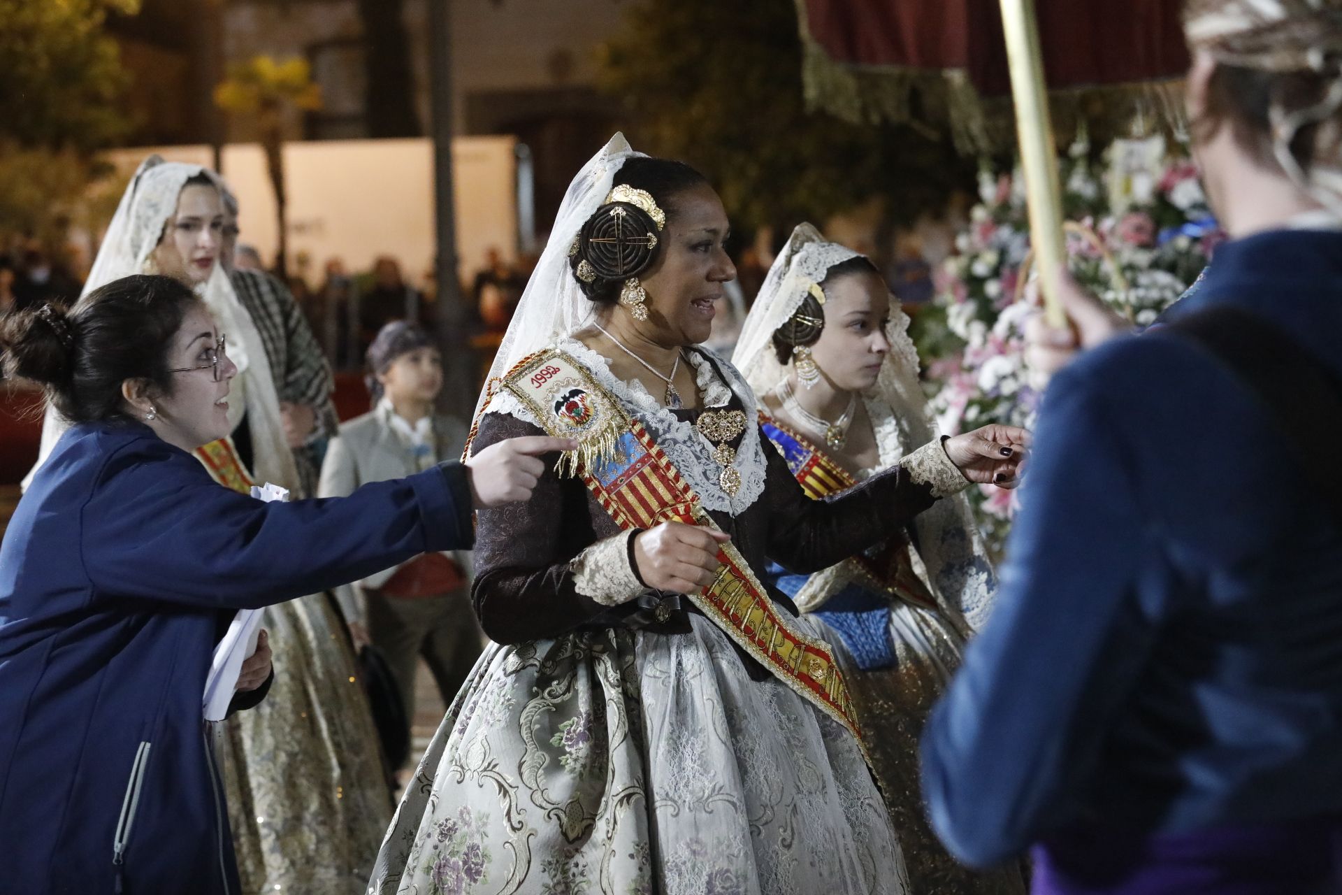 Búscate el primer día de Ofrenda por la calle Quart (de 21.00 a 22.00 horas)