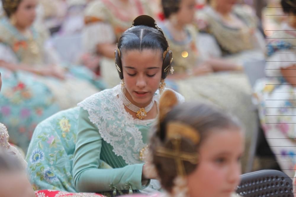 Entrega de los certificados de tejido de seda valenciana