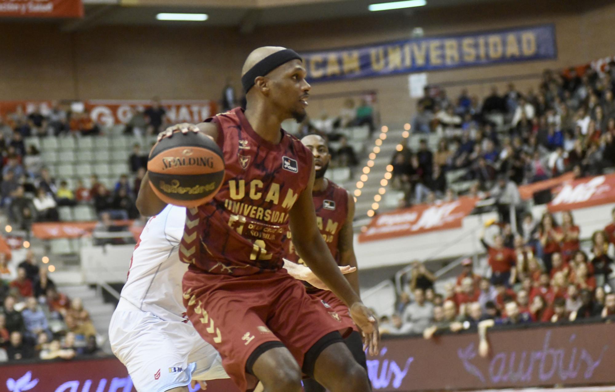 UCAM CB - Obradoiro