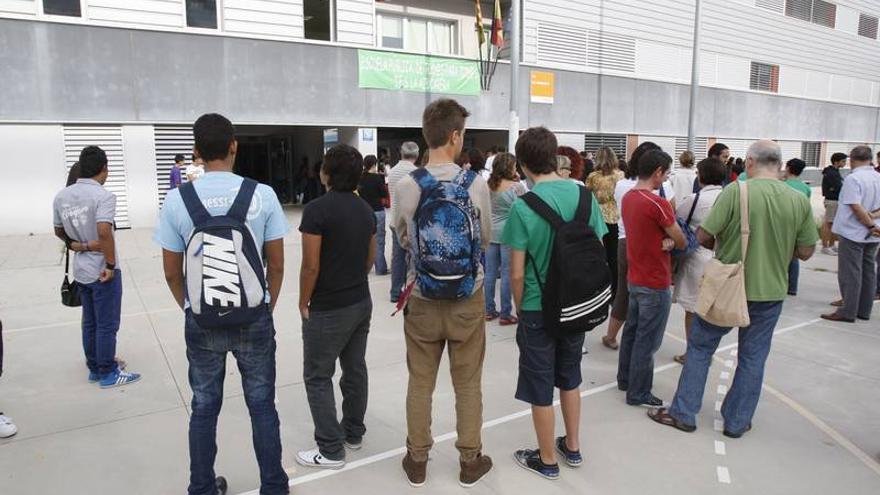 Los profesores de La Azucarera estallan contra la masificación