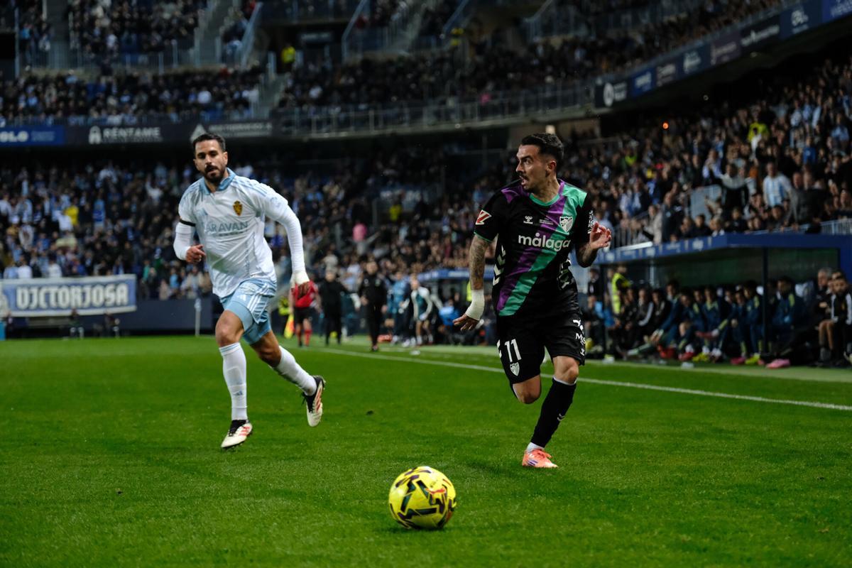 Málaga CF se enfrenta al Real Zaragoza en la Rosaleda. Málaga CF se enfrenta al Real Zaragoza en la Rosaleda.