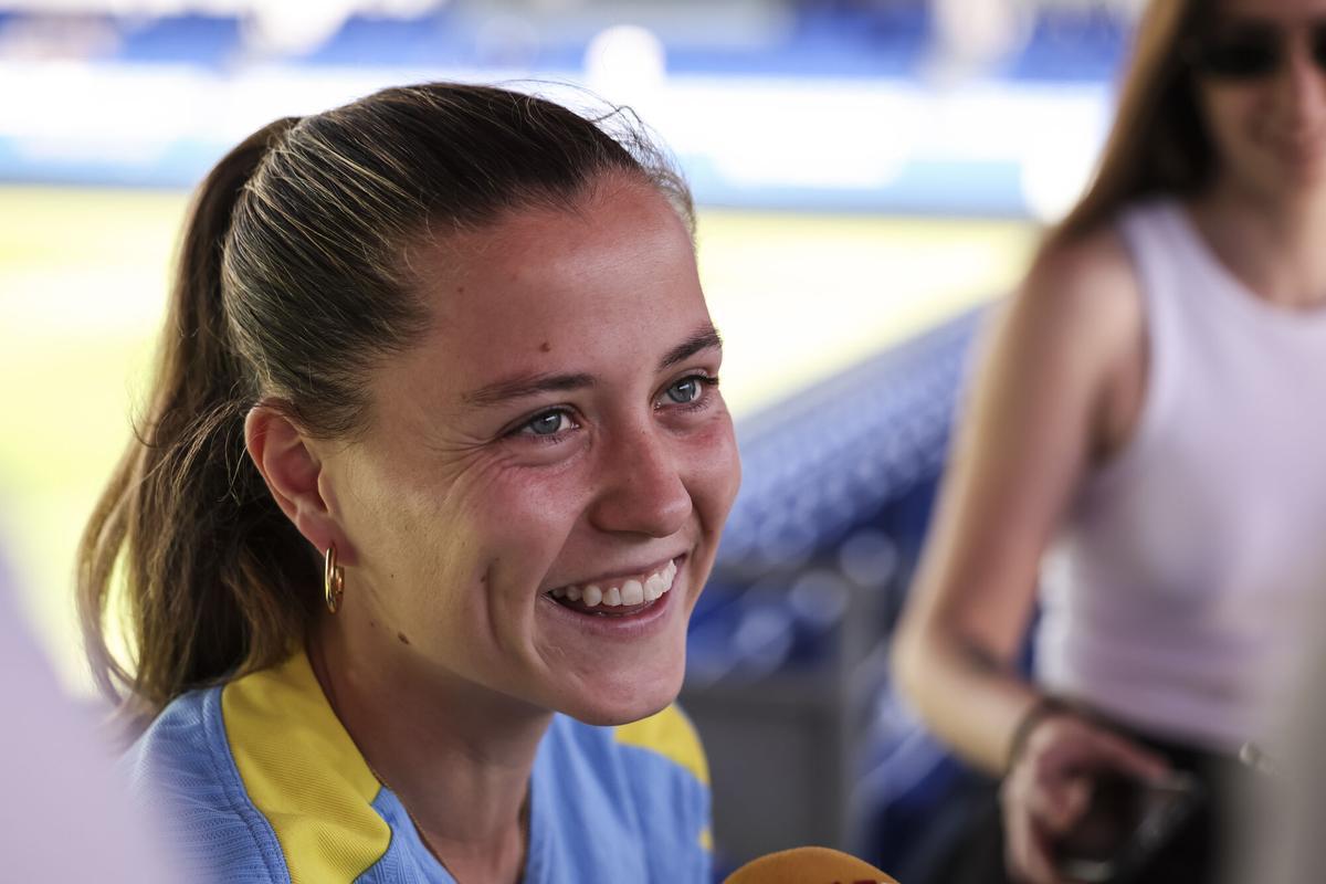 Claudia Pina Medina speaks to the media during the training day of FC Barcelona ahead UEFA Women Champions League 2025/26, Final football match against OL Lyonnes at Ciutat Esportiva Joan Gamper on May 19, 2026 in Sant Joan Despi, Barcelona, Spain. AFP7 19/05/2026 ONLY FOR USE IN SPAIN. Javier Borrego / AFP7 / Europa Press;2026;SPORT;ZSPORT;SOCCER;ZSOCCER;FC Barcelona Training and Media Day - UEFA Women Champions League 2025/26 Final;