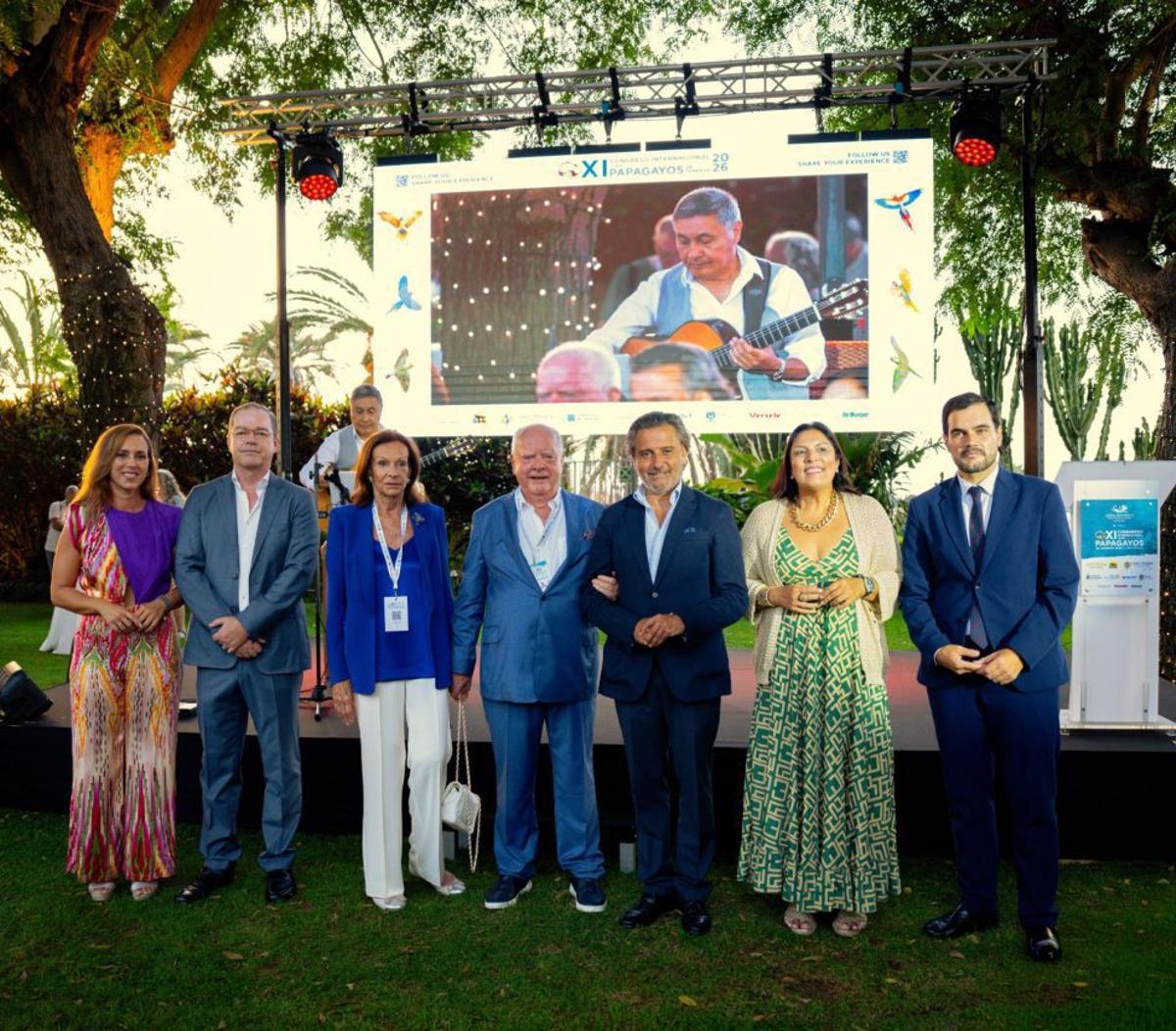 Canarias, capital mundial de los papagayos