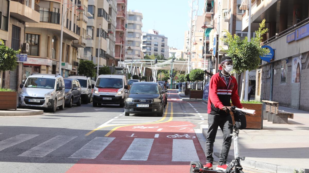 El nuevo carril bici de José María Buck, en Elche