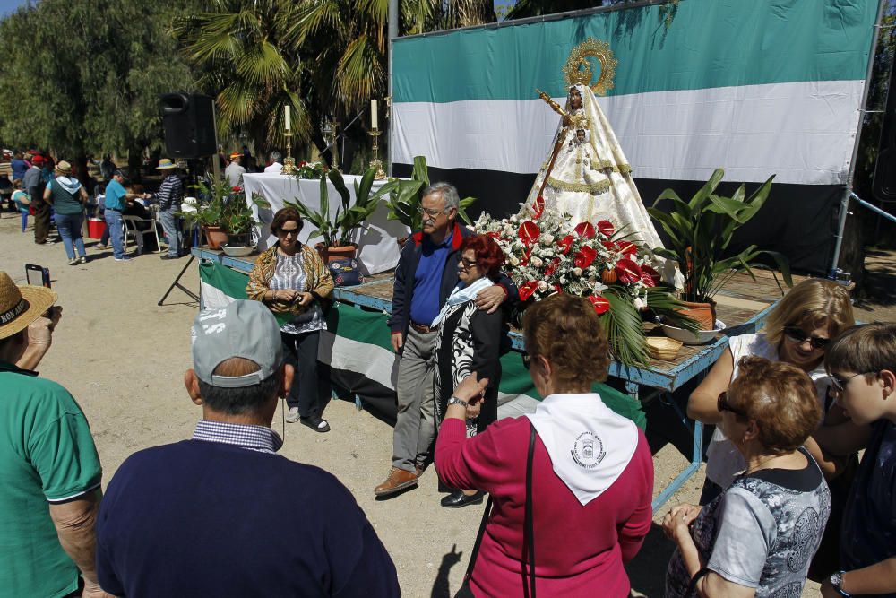 El Cristo del Grao recorre las calles de Poblats Marítims