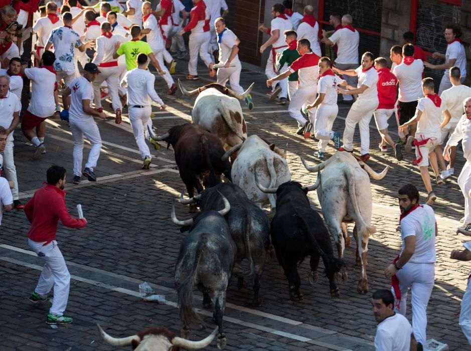 Tercer encierro de San Fermín 2018 con los toros de la ganadería Cebada Gago