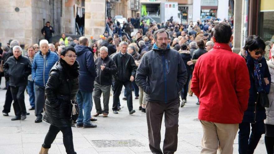 La Plaza Mayor, llena de gente ayer por la mañana.