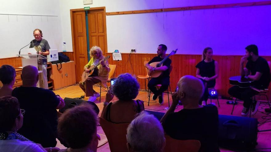 Fado y poesía maridan entre morriña en Bueño