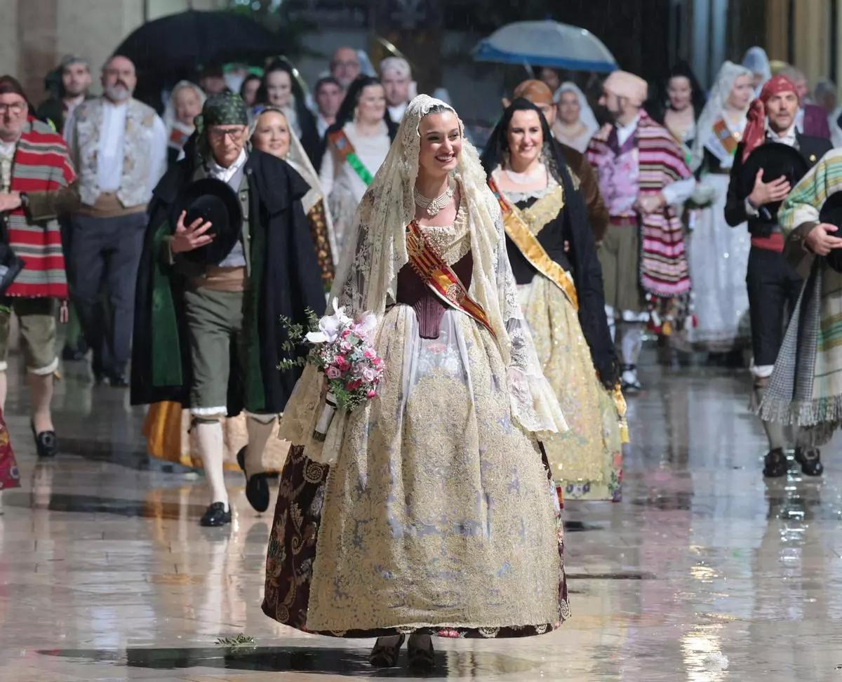 El segundo día de la Ofrenda del año pasado estuvo marcado por la lluvia.