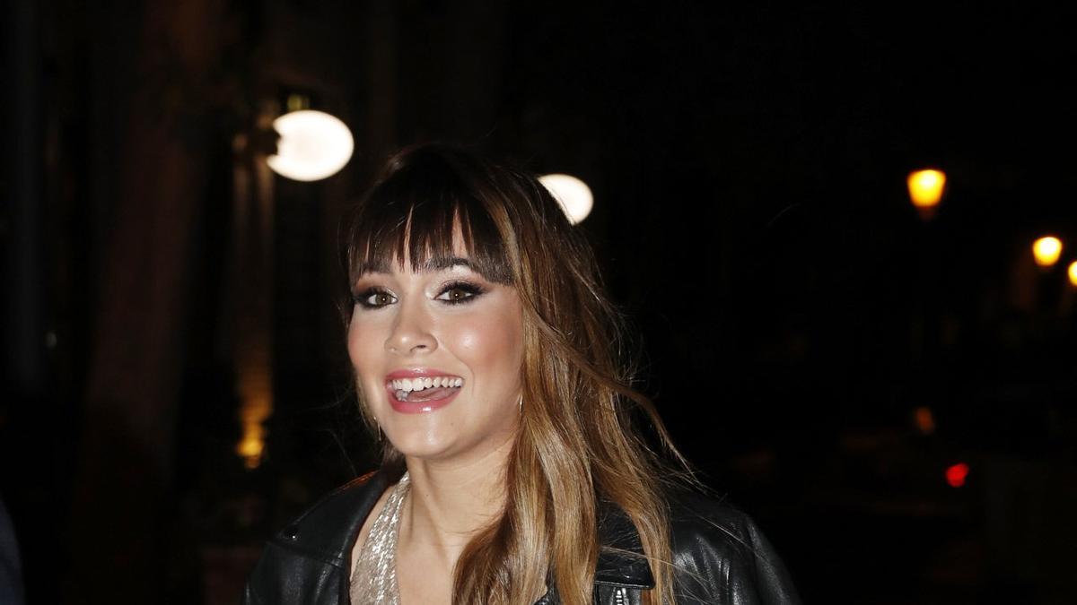 Aitana con un espectacular vestido en una entrega de premios