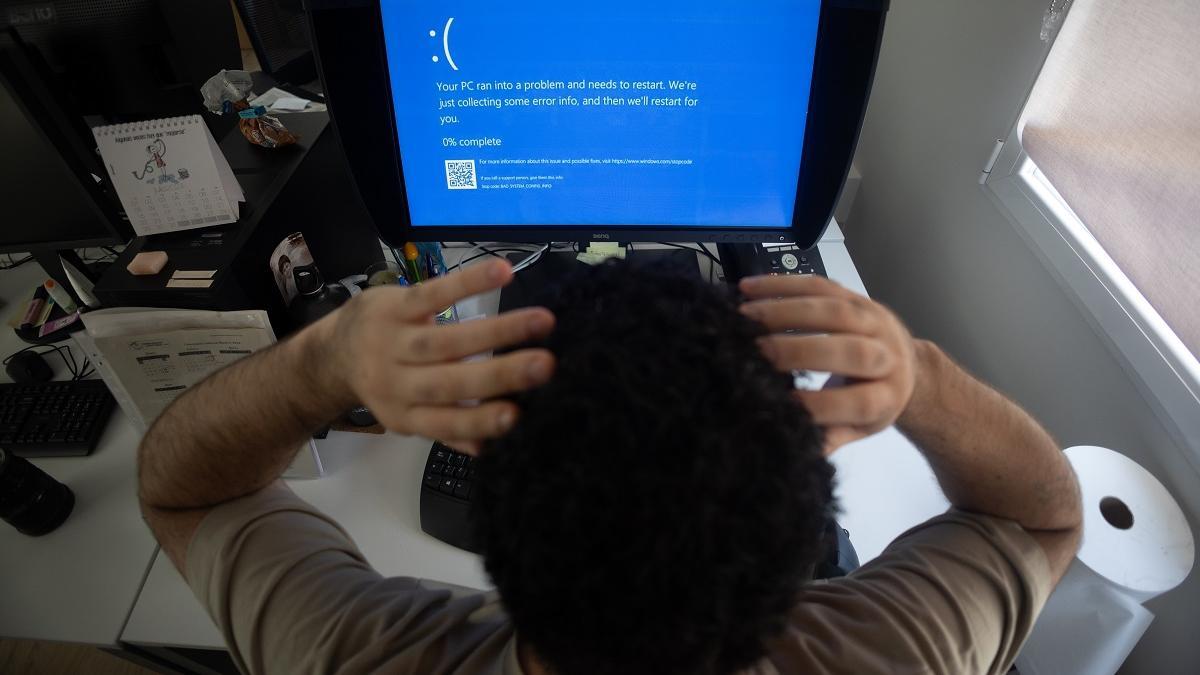 A la vuelta de su baja, el empleado se encontró con que le habían desinstalado los programas del ordenador