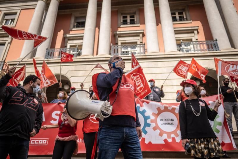 Protesta de CCOO en la capital tinerfeña | 11-2-2021