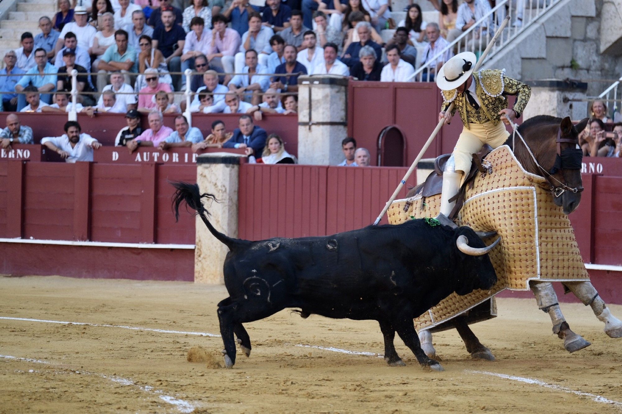 Decepción en el Desafío Ganadero en La Malagueta en la tercera de abono