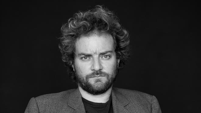 Pol López, actor de 'La desconocida' (Netflix): "No es que crea que en la película se tiene que hablar catalán, es que si son Mossos, hablan en catalán"