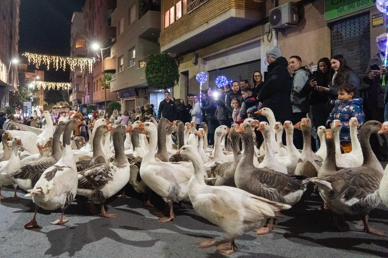 La Vila Joiosa recibe a los Reyes Magos por la puerta grande