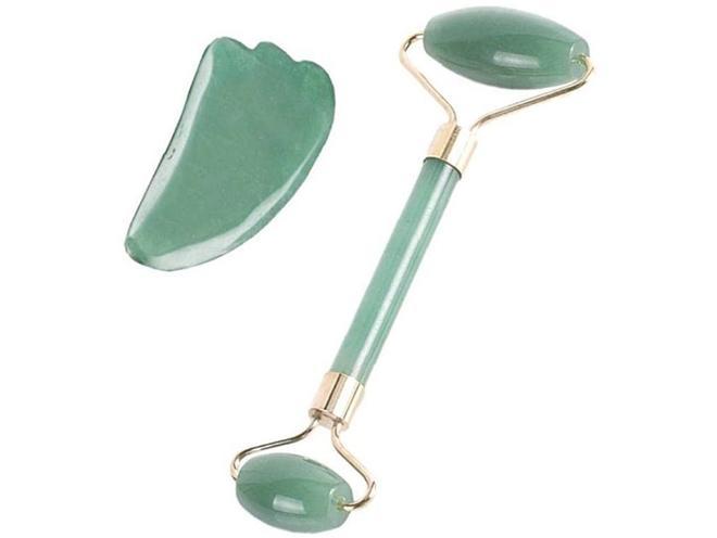 Pack de rodillos de Jade y gua sha, de La belleza de la mujer verde (Amazon, 15,29€)