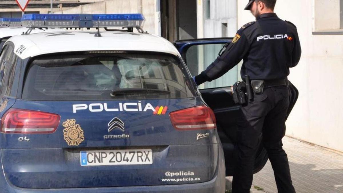 Detenido en Palma por maltrato habitual a su hija de quince años.