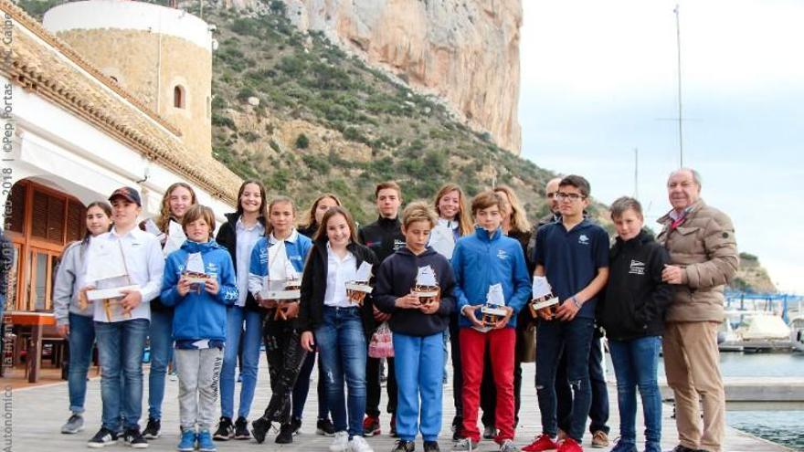 Todos los premiados del Trofeo de Vela Infantil en el RCN de Calpe