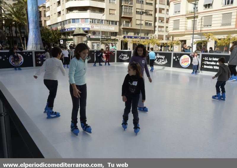 Galería de fotos --  Castellón sobre hielo en Navidad