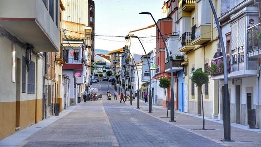 abierta a los peatones  la avenida de yuste