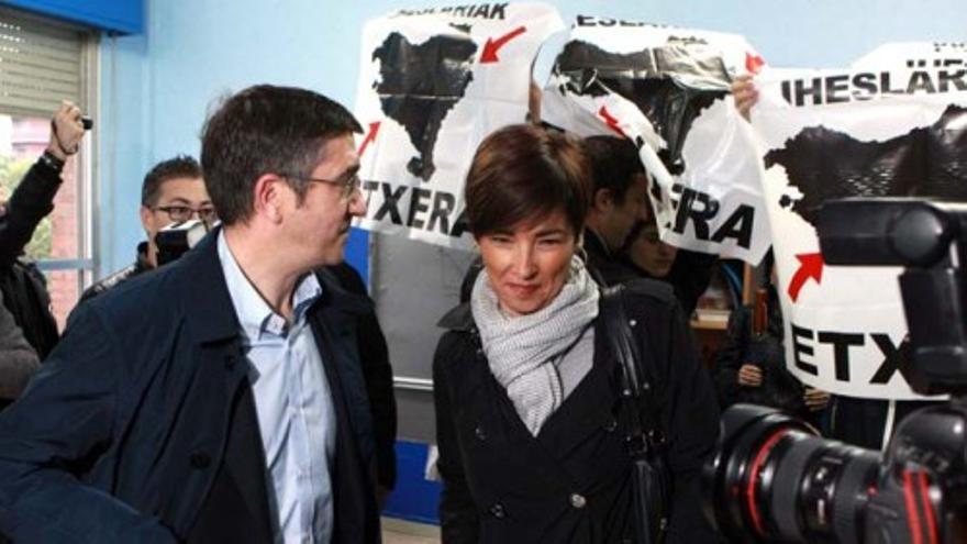 Intentan boicotear la votación de Patxi López en Bilbao