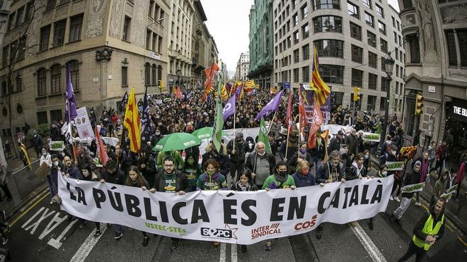 "Els polítics haurien de treballar plegats en el Pacte Nacional per la Llengua"